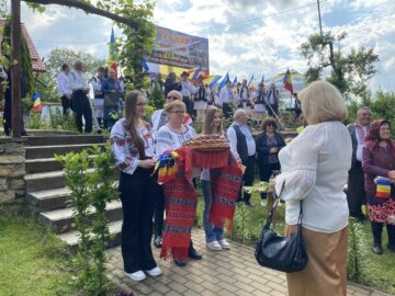 „Străjerii” din Dolheștii Mici, două decenii în slujba tradițiilor și identității culturale de pe Valea Șomuzului
