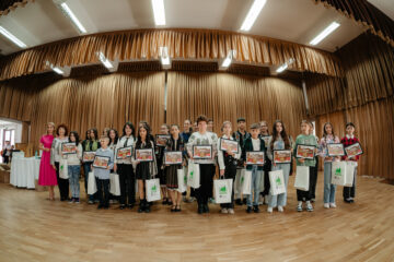 Festivitatea de premiere a concursului „Comorile Călimanilor” a adus împreună 187 de copii din patru județe