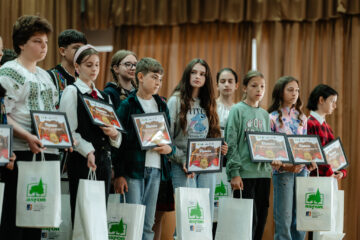 Festivitatea de premiere a concursului „Comorile Călimanilor” a adus împreună 187 de copii din patru județe