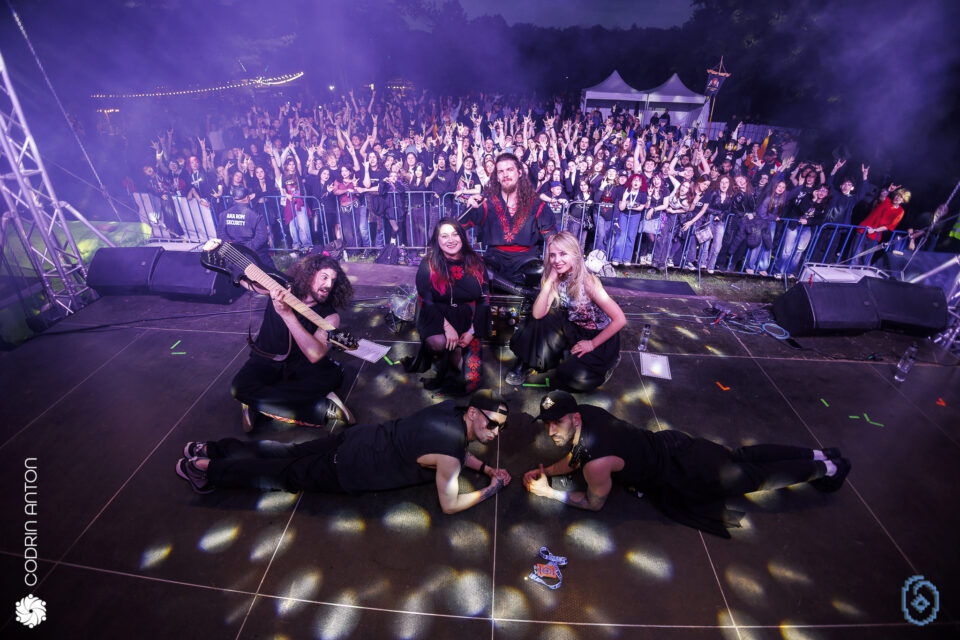 Obciniada și-a consolidat poziția ca unul dintre cele mai autentice și energice festivaluri din Bucovina Obciniada și-a consolidat poziția ca unul dintre cele mai autentice și energice festivaluri din Bucovina