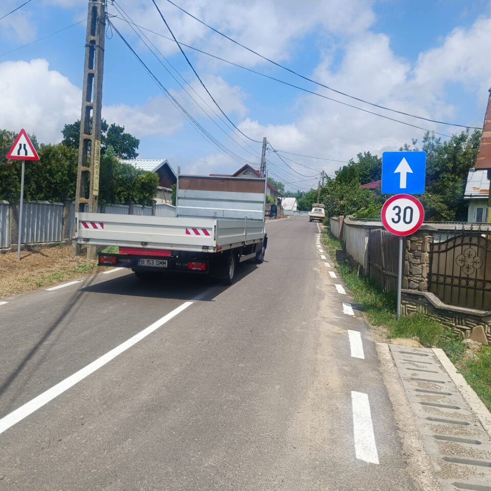 Nemulțumiri majore în satul cu sensuri unice
