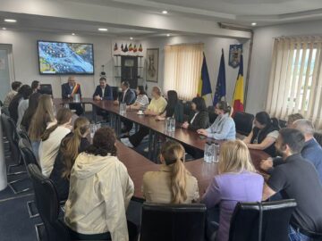 Primăria Vicovu de Sus, exemplu de bune practici în administrație pentru o delegație din Republica Moldova