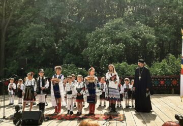 Festivalul „Sub cerul Bucovinei, tradiții laolaltă”, la Muzeul Satului Bucovinean