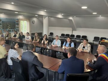 Primăria Vicovu de Sus, exemplu de bune practici în administrație pentru o delegație din Republica Moldova