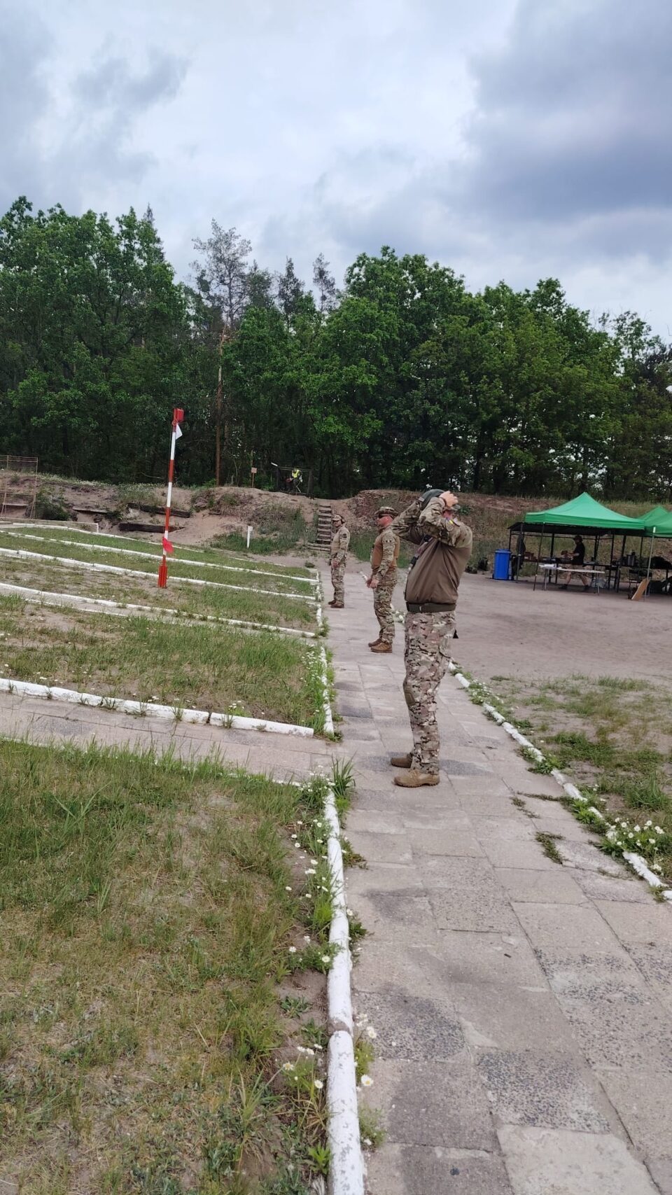 „Lupii Carpatini” au reprezentat cu succes România la o competiție-maraton, de 15 ore, de Tir Militar