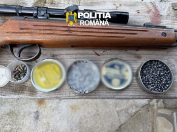 Arme, sute de cartușe, trofee de vânătoare și dispozitive de braconaj, ridicate în urma a 38 de percheziții