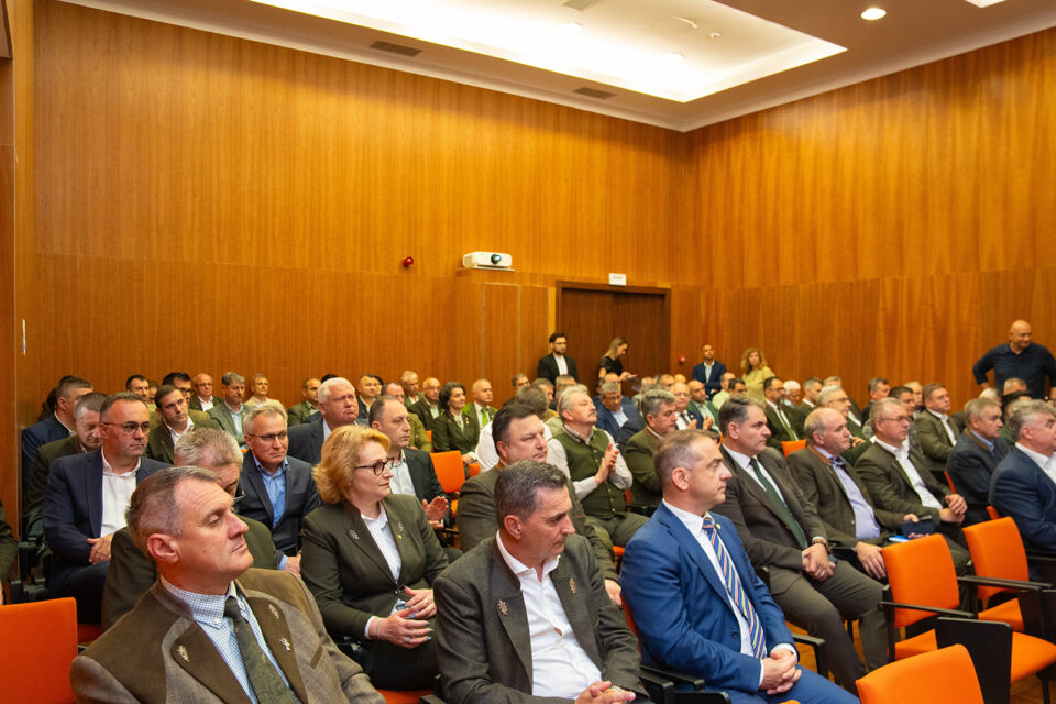 Cea de-a 35-a ediție a Zilei Silvicultorului marcată la sediul Regiei Naționale a Pădurilor – Romsilva