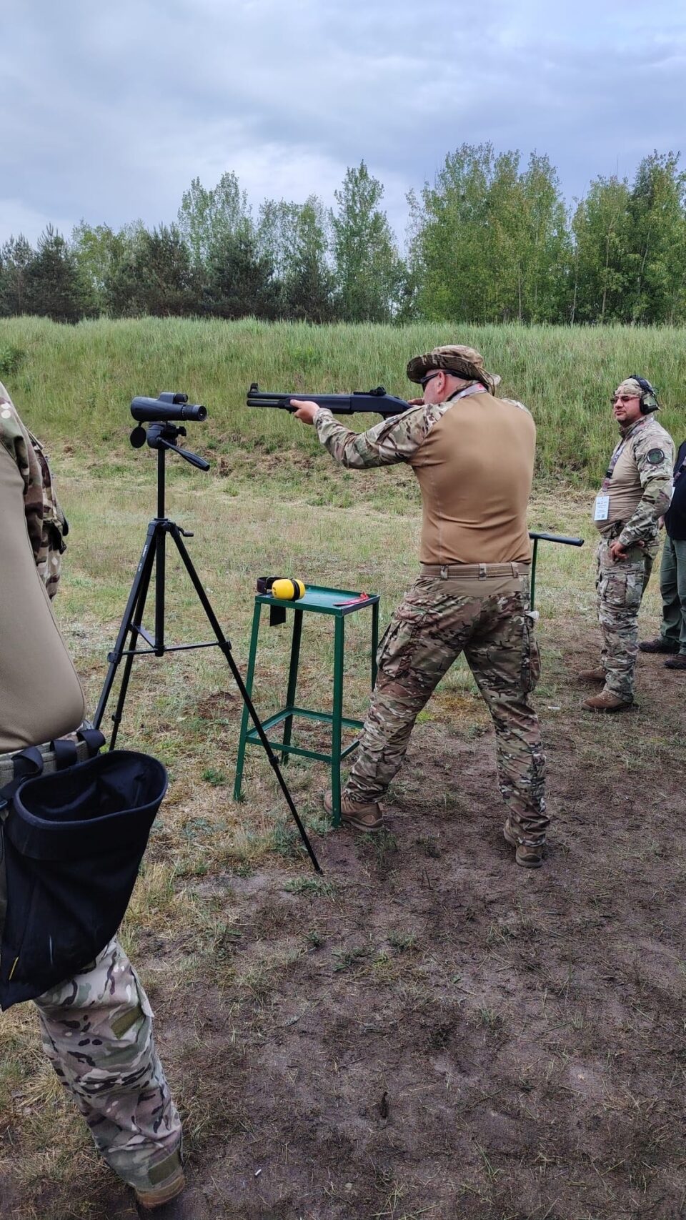 „Lupii Carpatini” au reprezentat cu succes România la o competiție-maraton, de 15 ore, de Tir Militar