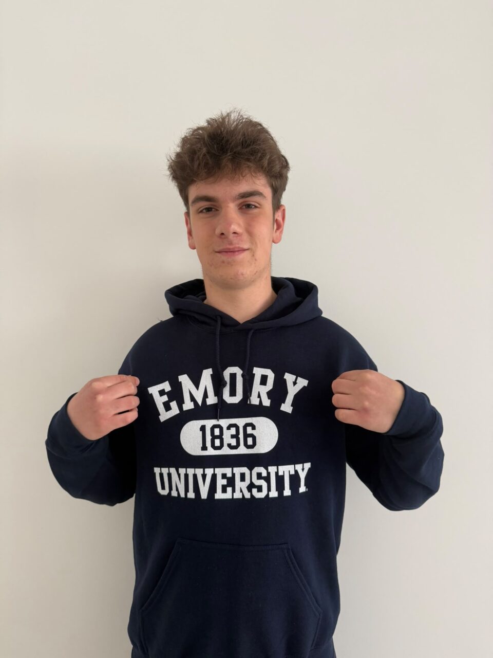 Ștefanistul Andrei Olaru, admis la Emory, SUA, cu o bursă de merit de 380.000 de dolari Ștefanistul Andrei Olaru, admis la Emory, SUA, cu o bursă de merit de 380.000 de dolari