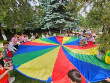 Târgul Jucăriilor, de la Fălticeni – o zi plină de bucurie, creativitate și fapte bune