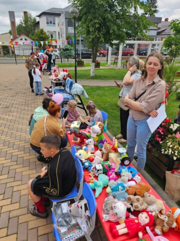 Târgul Jucăriilor, de la Fălticeni – o zi plină de bucurie, creativitate și fapte bune