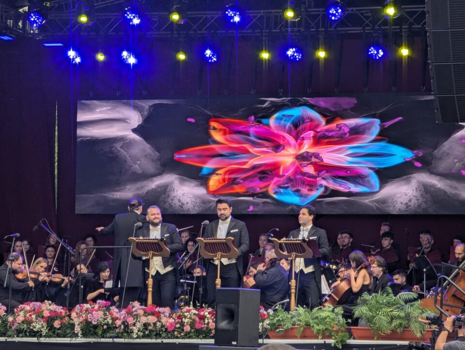 Festivalul Internațional „Ciprian Porumbescu” s-a încheiat cu o gală memorabilă la Suceava, în prezența a mii de spectatori Festivalul Internațional „Ciprian Porumbescu” s-a încheiat cu o gală memorabilă la Suceava, în prezența a mii de spectatori