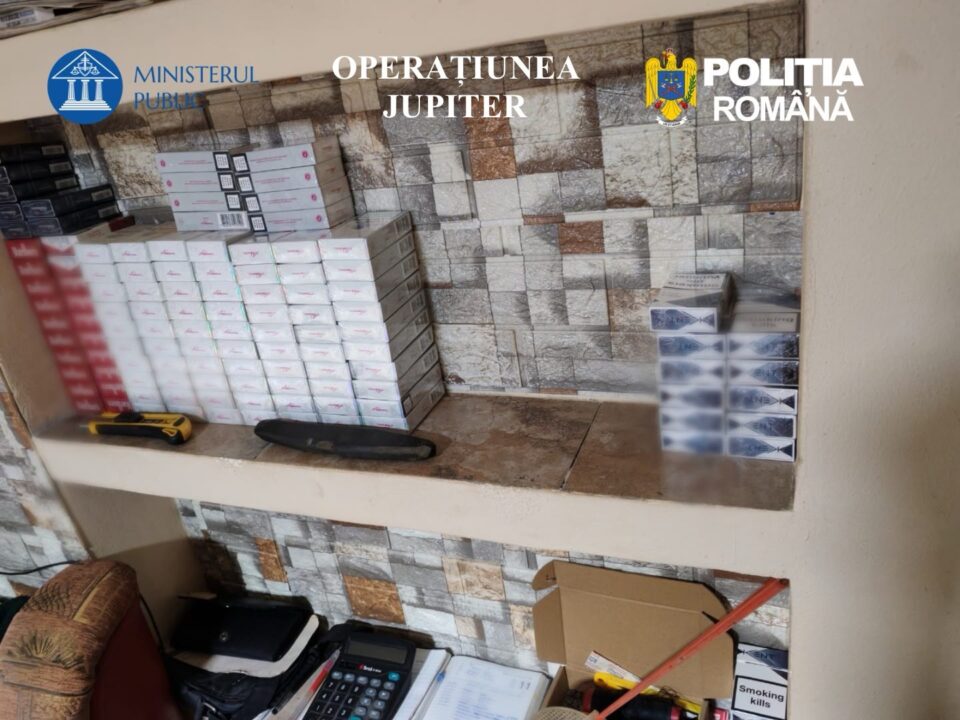 Peste 11.000 de pachete de țigări de contrabandă, descoperite la un sucevean Peste 11.000 de pachete de țigări de contrabandă, descoperite la un sucevean
