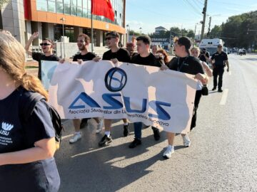Marșul Absolvenților USV a animat străzile orașului Suceava, în cadrul Festivității de Absolvire a Promoției 2026
