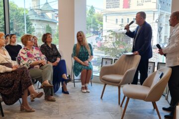 Divanul Artelor – lansare de carte și dezbatere culturală, la Casa Cărții, în cadrul Festivalului Zilele Teatrului Matei Vișniec Suceava Divanul Artelor – lansare de carte și dezbatere culturală, la Casa Cărții, în cadrul Festivalului Zilele Teatrului Matei Vișniec Suceava