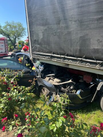 Accident cu trei mașini la Drăgușeni