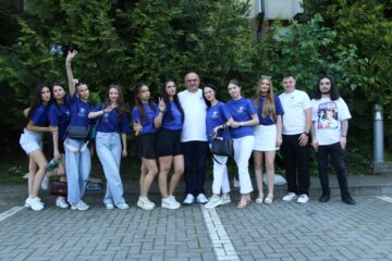 Marșul Absolvenților USV a animat străzile orașului Suceava, în cadrul Festivității de Absolvire a Promoției 2026