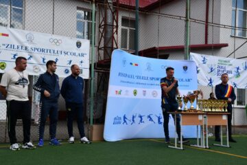 72 de școli din România, Republica Moldova și Ucraina, cu peste 2.000 de elevi și profesori, au participat la ediția a XXIV-a a Festivalului Interjudețean „Zilele Sportului Școlar” de la Putna