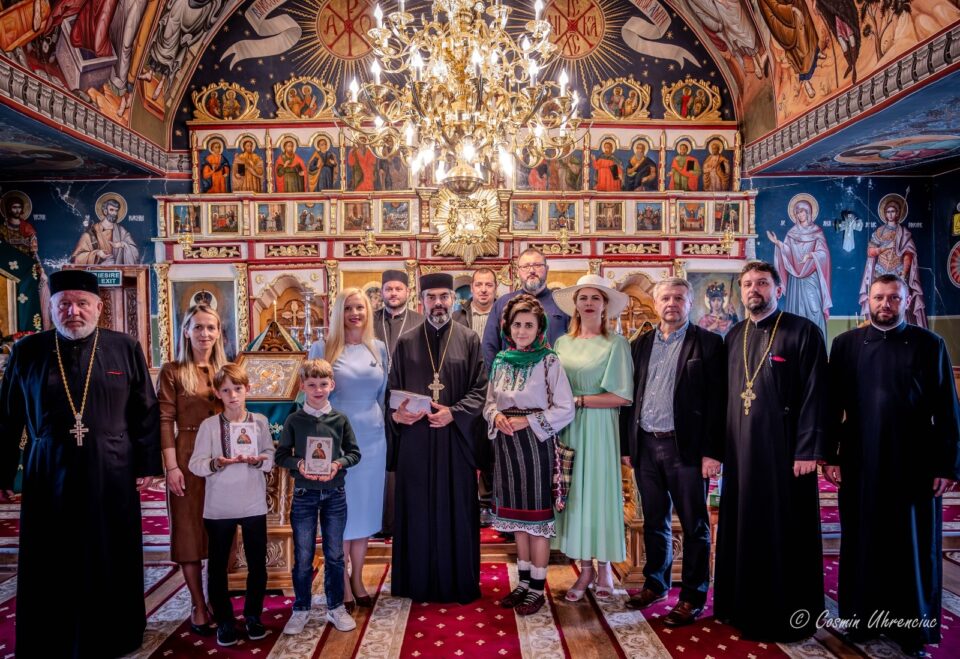 Împreună pentru comunitate și valori creștine: Sărbătoarea de suflet și comuniune etnică în Parohia Argel