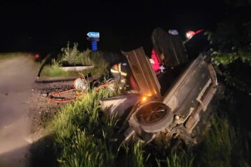 O tânără de 18 ani a fost operată de urgență și este în comă, după accidentul violent de miercuri noapte
