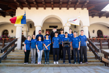 Înaltpreasfințitul Părinte Calinic i-a binecuvântat pe tinerii suceveni care vor reprezenta România la o competiție internațională de robotică din SUA