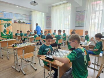 72 de școli din România, Republica Moldova și Ucraina, cu peste 2.000 de elevi și profesori, au participat la ediția a XXIV-a a Festivalului Interjudețean „Zilele Sportului Școlar” de la Putna