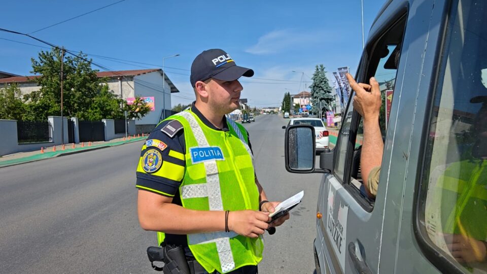 Razie cu 200 de amenzi și două rețineri în arest, la Fălticeni