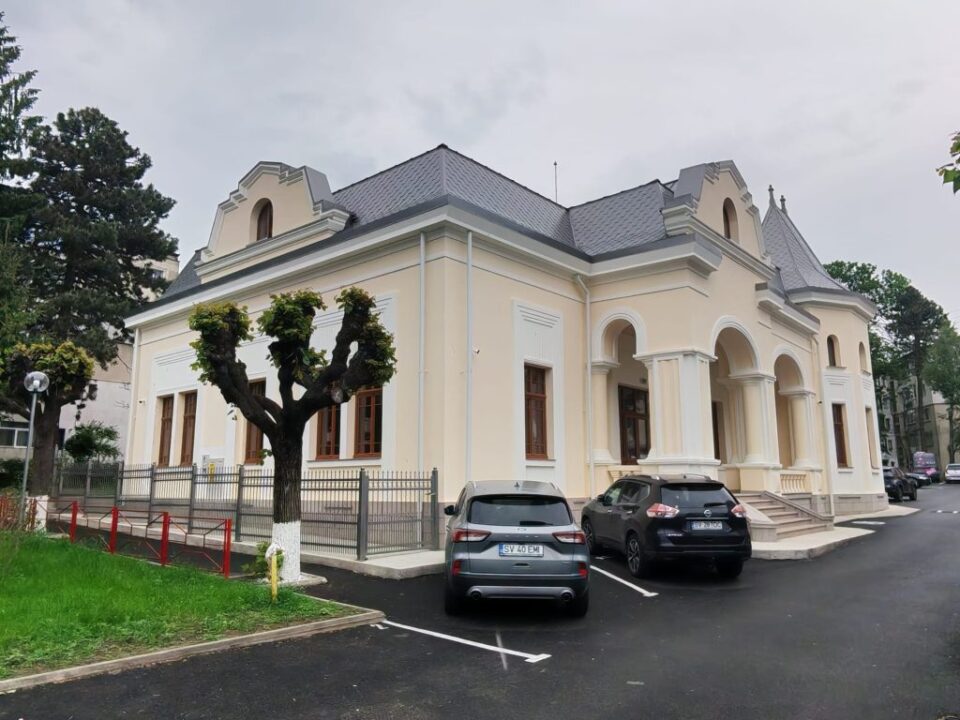 Casa Tatos, bijuterie arhitecturală din Fălticeni, a fost inaugurată și devine noul sediu al Stării Civile și Evidenței Persoanelor