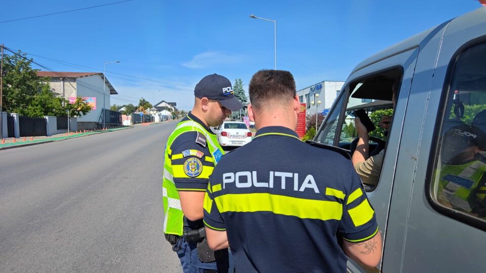 Razie cu 200 de amenzi și două rețineri în arest, la Fălticeni