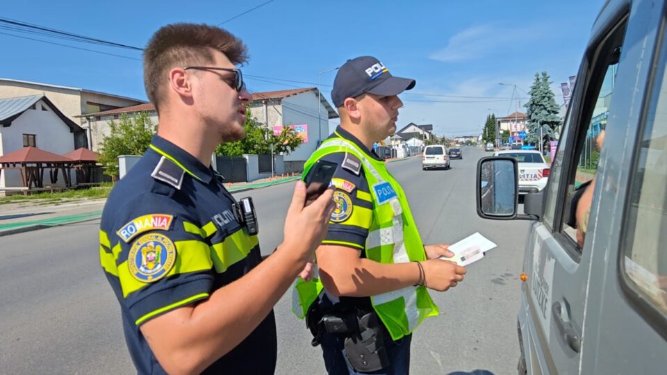 Razie cu 200 de amenzi și două rețineri în arest, la Fălticeni