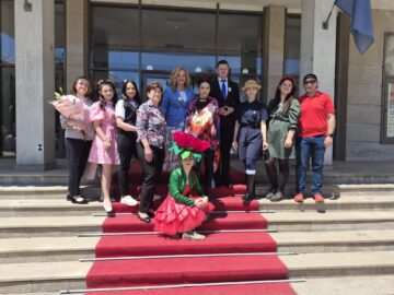 ,,Actori mari pe scene mici’’ – emoții, implicare și talent, pe scena Teatrului ,,Matei Vișniec’’ Suceava