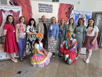 ,,Actori mari pe scene mici’’ – emoții, implicare și talent, pe scena Teatrului ,,Matei Vișniec’’ Suceava