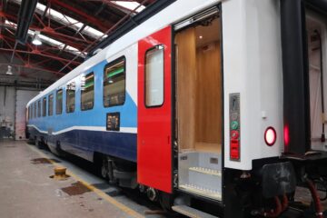 „Zilele Porților Deschise” la Electroputere VFU Pașcani, zi dedicată tehnologiei feroviare și oamenilor care construiesc viitorul transportului pe șine „Zilele Porților Deschise” la Electroputere VFU Pașcani, zi dedicată tehnologiei feroviare și oamenilor care construiesc viitorul transportului pe șine