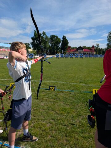 Două titluri naționale pentru trăgătorii cu arcul de la Rădăuți, la Campionatul Național de juniori