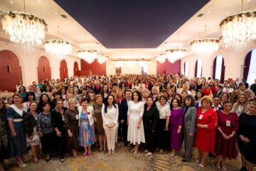 Adelina Paiu a fost aleasă președintă a OFSD Suceava în prezența a aproximativ 600 de femei social-democrate din județ Adelina Paiu a fost aleasă președintă a OFSD Suceava în prezența a aproximativ 600 de femei social-democrate din județ