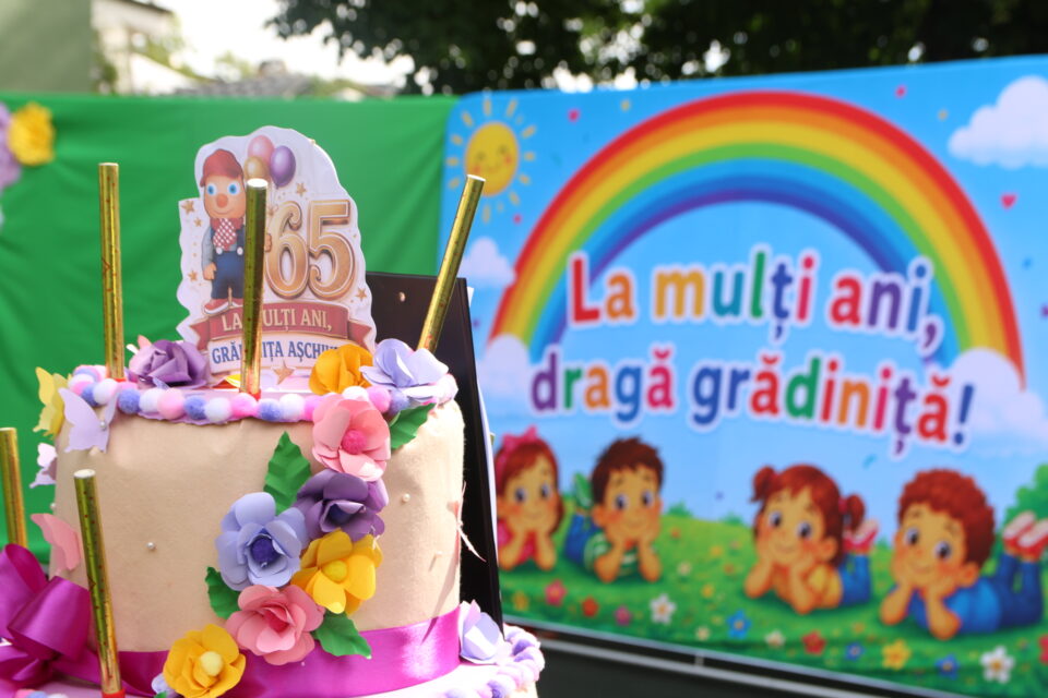 Grădinița „Așchiuță” a sărbătorit 65 de ani de la înființare Grădinița „Așchiuță” a sărbătorit 65 de ani de la înființare