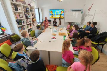 Atelier pentru copii special dedicat limbii franceze, muzicii și bucuriei, la Alianța Franceză Atelier pentru copii special dedicat limbii franceze, muzicii și bucuriei, la Alianța Franceză