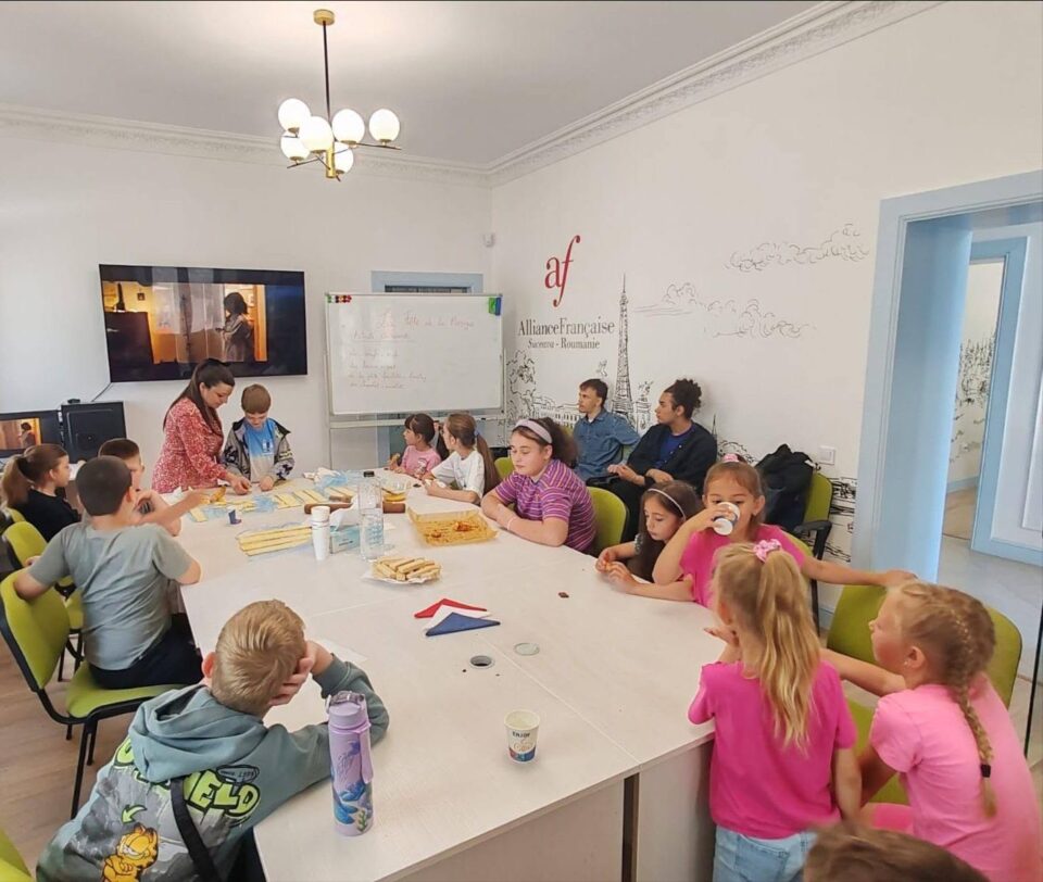 Atelier pentru copii special dedicat limbii franceze, muzicii și bucuriei, la Alianța Franceză
