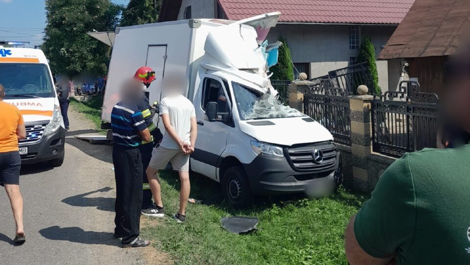 Condamnare cu suspendare pentru un șofer care a accidentat mortal un bătrân și a rănit grav un al doilea, într-o depășire Condamnare cu suspendare pentru un șofer care a accidentat mortal un bătrân și a rănit grav un al doilea, într-o depășire