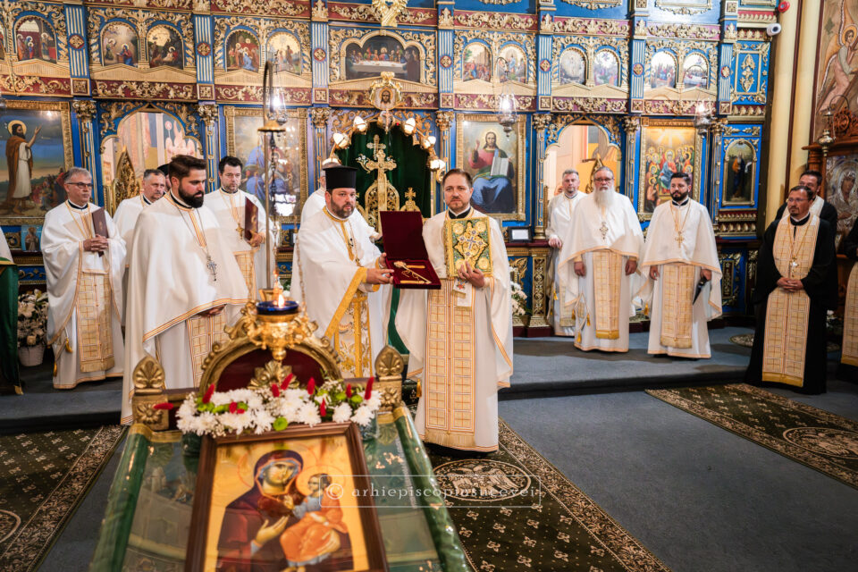 Un nou paroh la Catedrala „Pogorârea Sfântului Duh” din inima Bucovinei, cetatea Rădăuților Un nou paroh la Catedrala „Pogorârea Sfântului Duh” din inima Bucovinei, cetatea Rădăuților