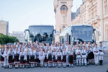 Ansamblul „Suflet Bucovinean”, premiat în cadrul Galei Regionale „România ești TU”