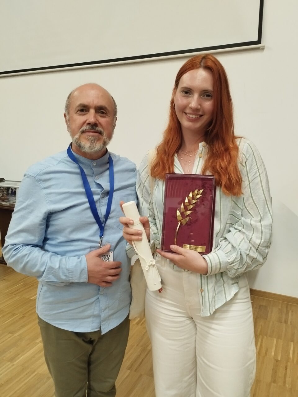 Câștigătoarea Premiului Eminescu pentru Debut - Opus Primum este poeta Daniela Vizireanu din București