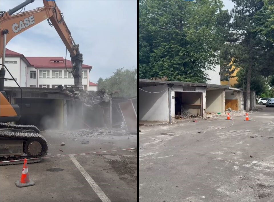 Demolarea garajelor de pe strada Zorilor (zona Albina) a început de miercuri Demolarea garajelor de pe strada Zorilor (zona Albina) a început de miercuri