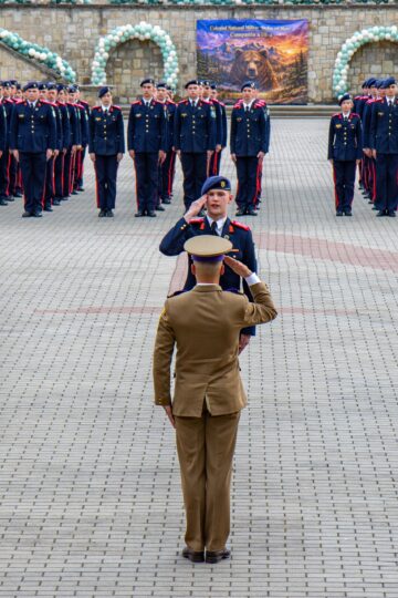Ultimul apel de seară pentru cei peste 160 de absolvenți ai Colegiului Militar