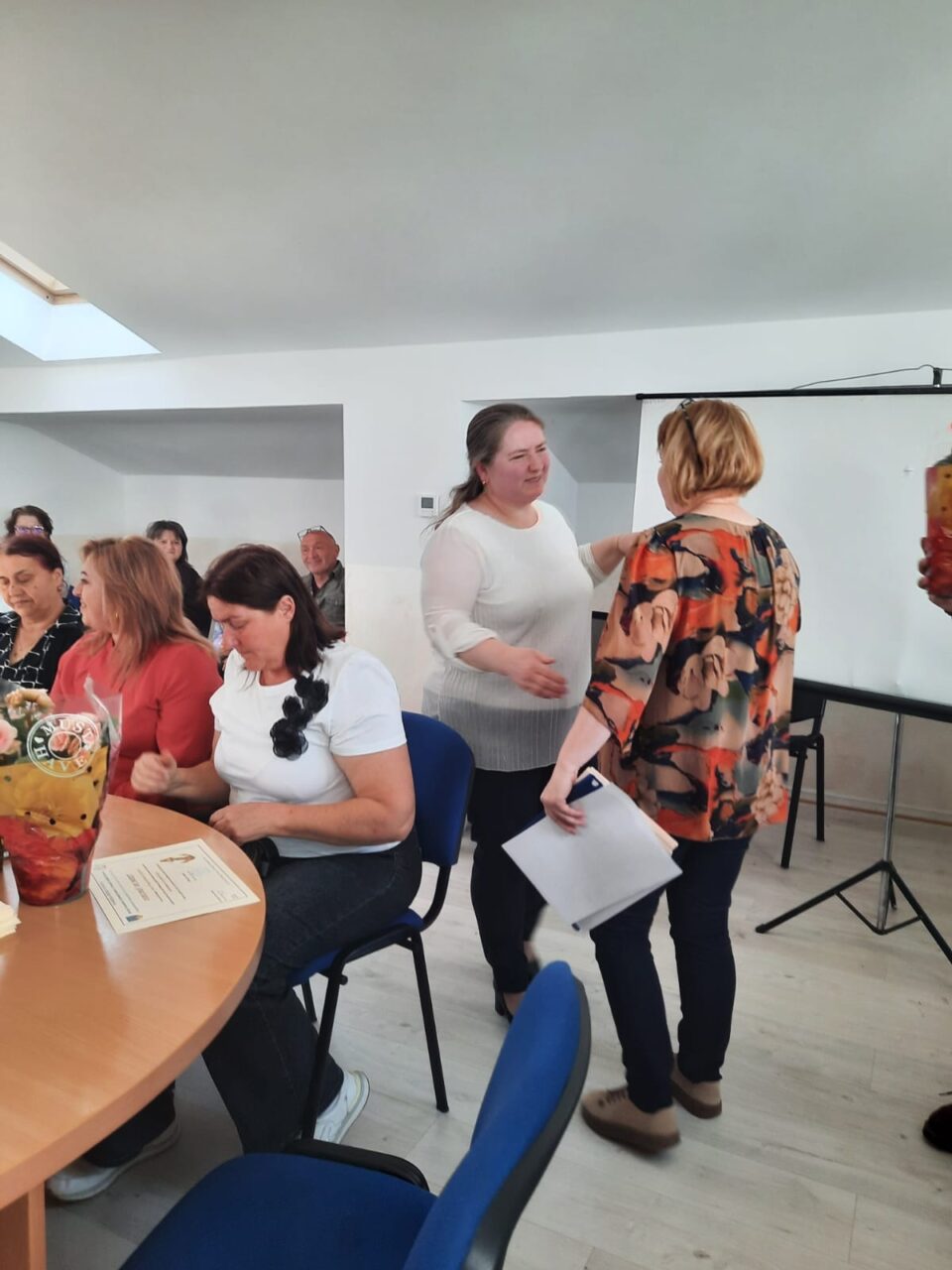„Profesia de asistent maternal mi-a readus copilăria în viața de adult”. Povestea Mihaielei Pușlău, mama care a schimbat destinul unui copil