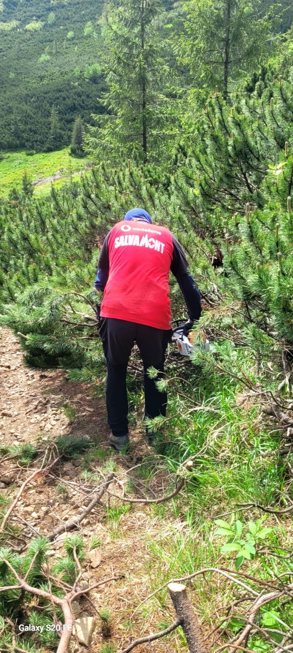 Trasee montane modernizate în Călimani și Rarău și avertismente din partea Salvamont Suceava
