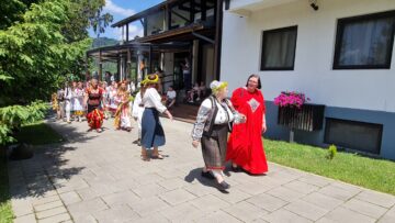 Festivalul „Regina Sânzienelor”, o sărbătoare a tradițiilor comunităților din România, la solstițiul de vară