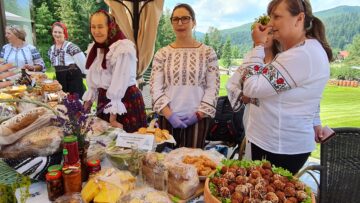 Festivalul „Regina Sânzienelor”, o sărbătoare a tradițiilor comunităților din România, la solstițiul de vară