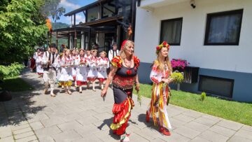 Festivalul „Regina Sânzienelor”, o sărbătoare a tradițiilor comunităților din România, la solstițiul de vară