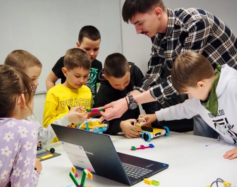 Școala de Vară 2026 la Tales & Tech HUB Suceava. Sursa foto: https://talesandtech.ro/